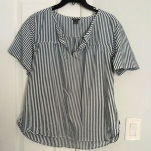 3 For $15 Eddie Bauer Blue and White Short Sleeve Blouse